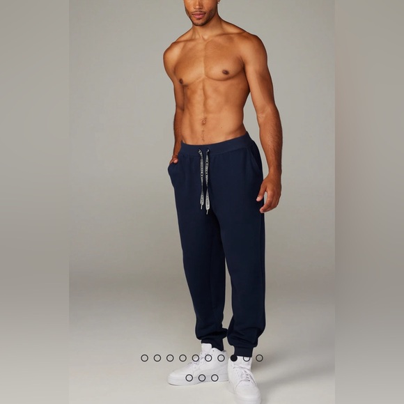 SAVAGE FENTY Xssential Team Graphic Sweatsuit - Picture 4 of 11